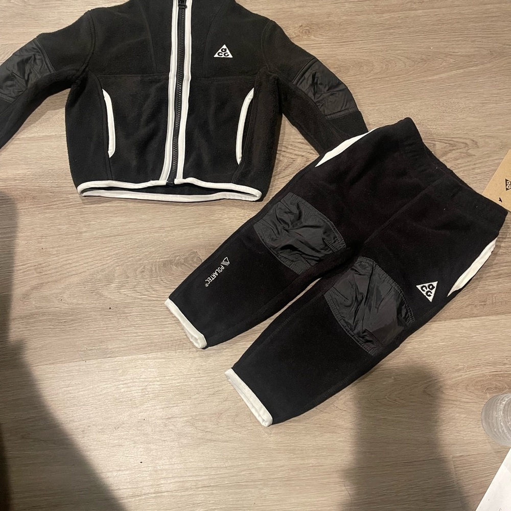 Nike Kids Black and White Jogger Set
